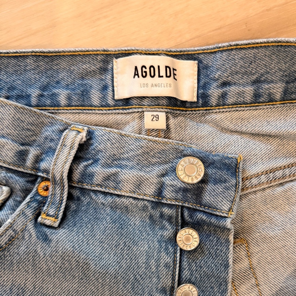 Agolde Parker Long Short in Swapmeet. Size 29; 4 1/2” inseam. - Picture 6 of 9